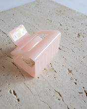 Load image into Gallery viewer, eco friendly acetate mini claw clip in pink lemonade by Goldnwares