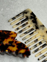 Load image into Gallery viewer, Two tortoiseshell combs on a gray surface large arch claw clip in tortoiseshell
