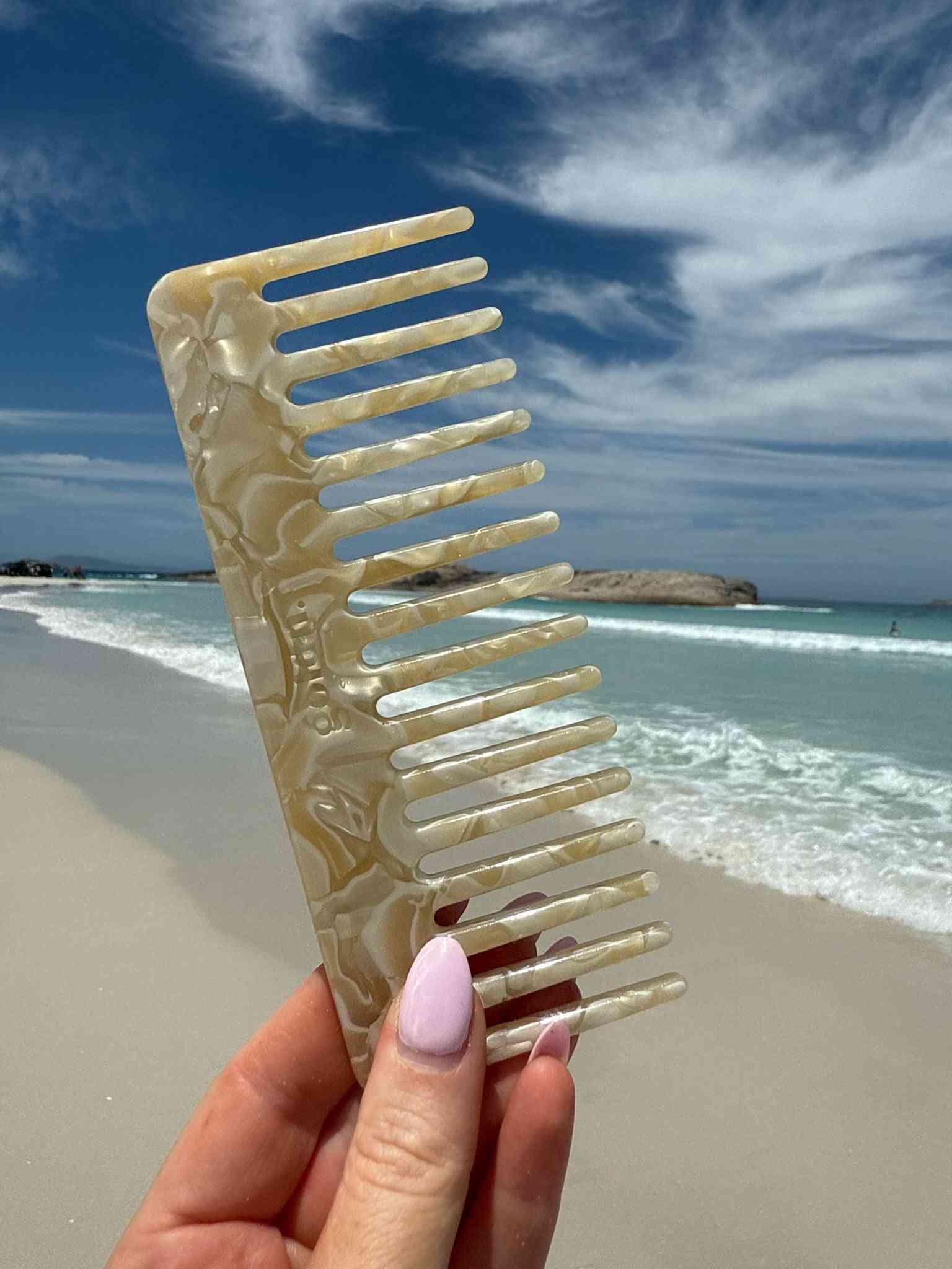 The classic og hair comb in cream tangle free and biodegradable 