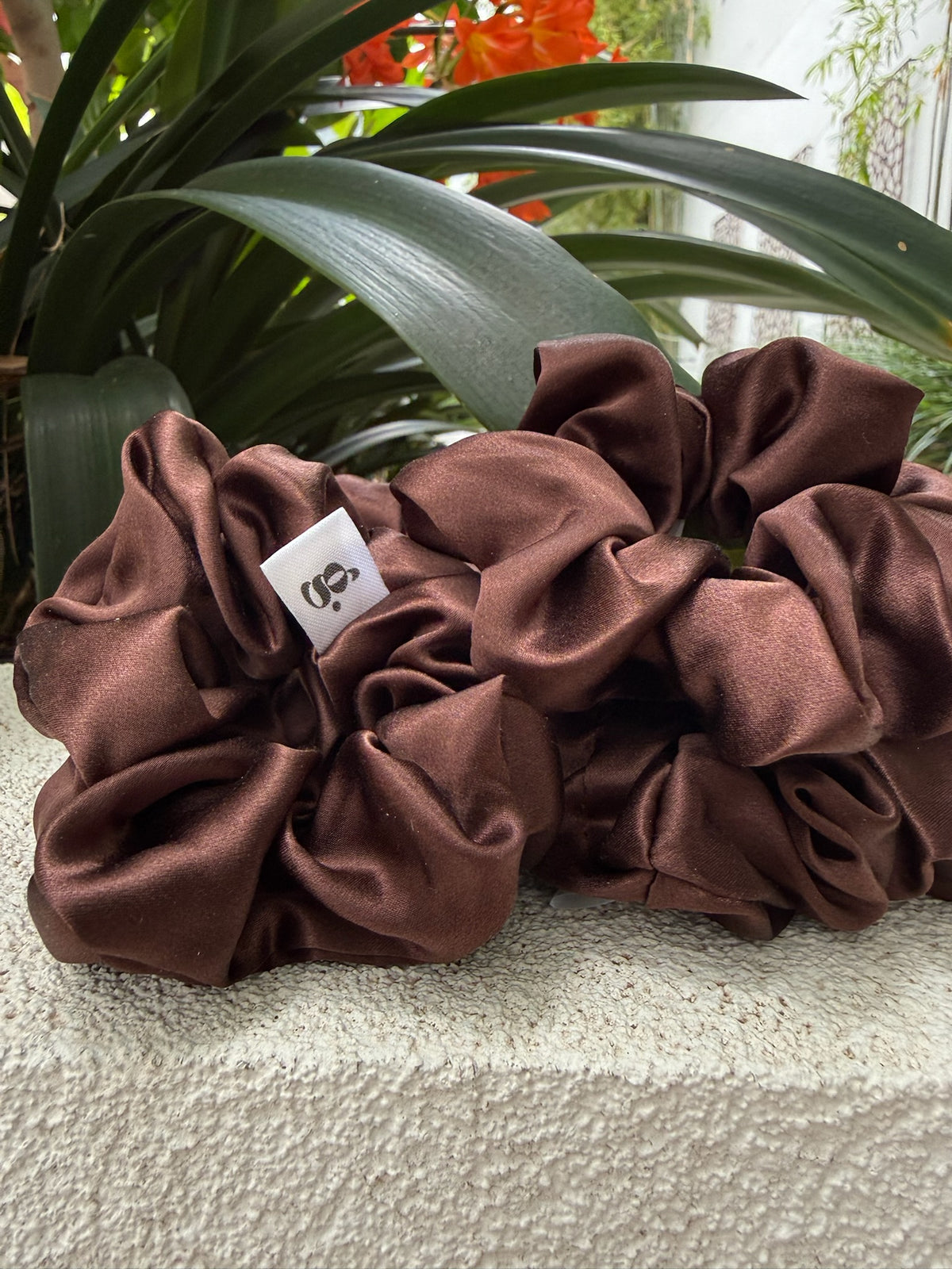 Mulberry Silk Scrunchie - Coco