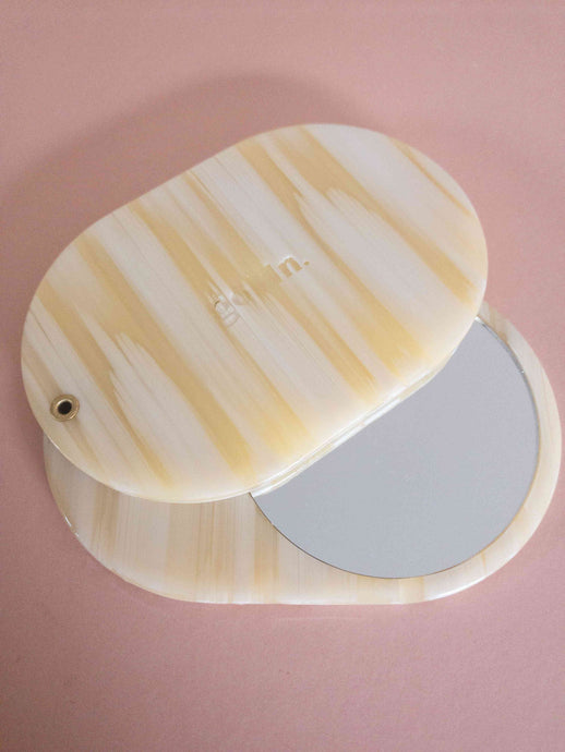 Golden Compact mirror in cream