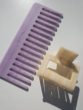 Load image into Gallery viewer, Classic Hair Comb
